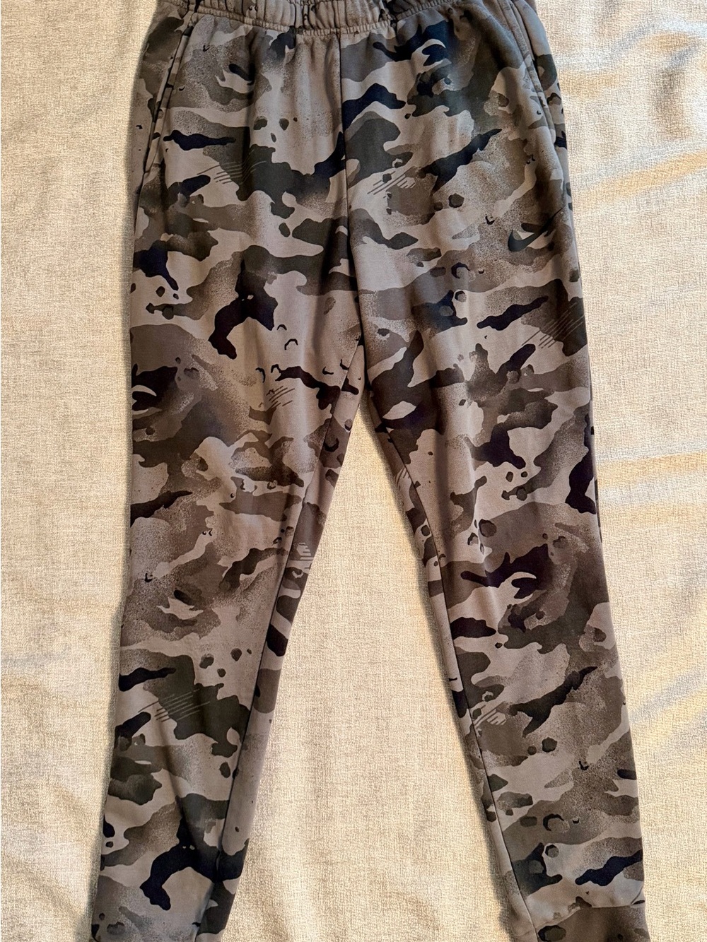 Nike Men’s Camo Jogger Pants in Gray and Black